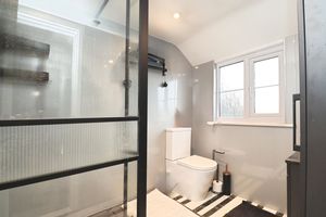 LORDS COTTAGE- click for photo gallery